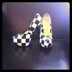 Size 6 platform high heals